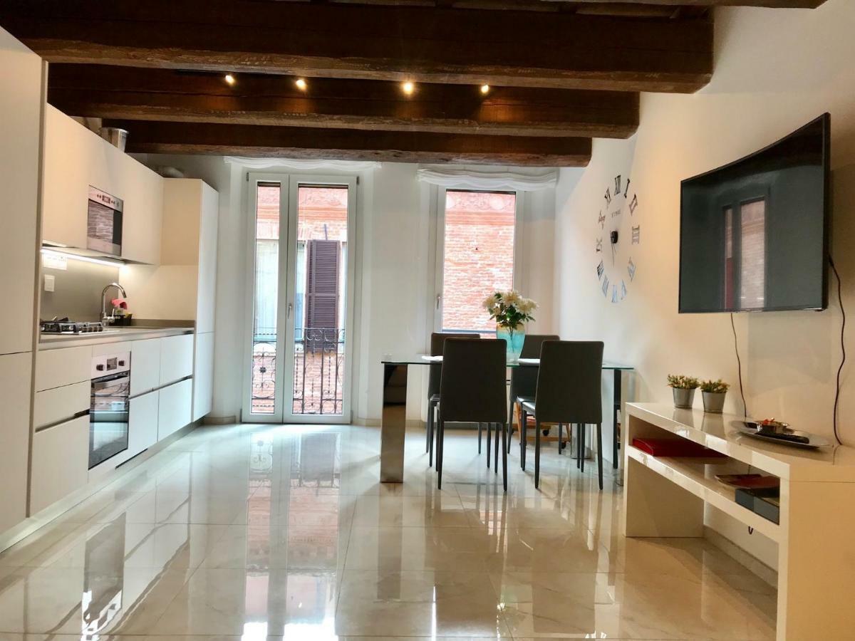 Moderno Affaccio Su Via Mazzini Apartment Ferrara Exterior photo